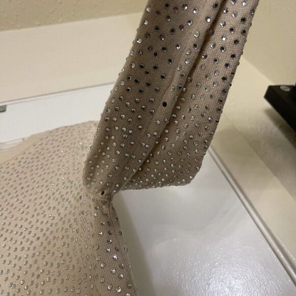 Alice + Olivia Cena tan rhinestone Crew Neck Pullover Sweater Size Small - Picture 9 of 11